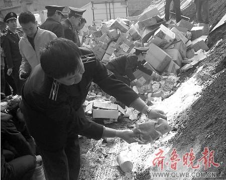 青岛销毁8吨毒奶粉 与煤混合用于供热