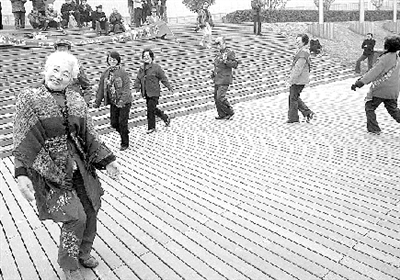世界残疾人口日_世界人口日