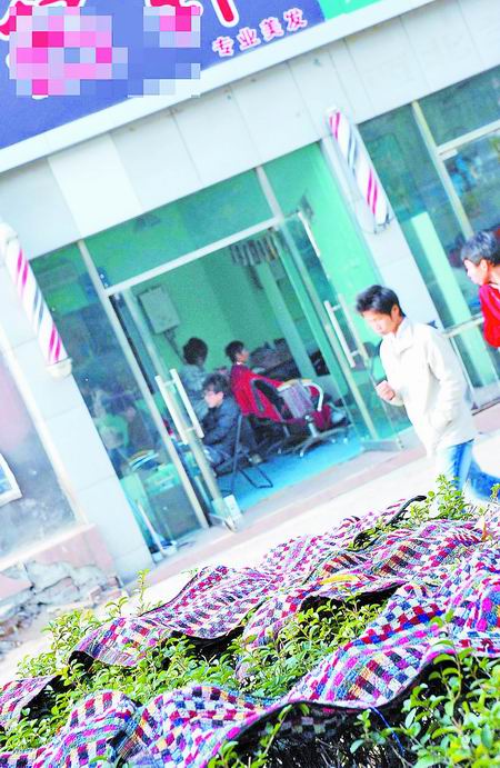 消毒基本靠晒查处基本靠逮 理发师自曝内幕,部