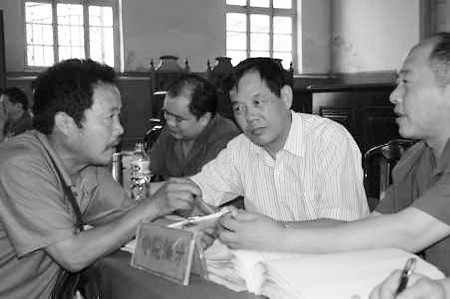 服务大局一心为民