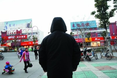 江苏泗洪招募68人秘密监督官员身份用编号取代