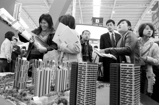 2021沈阳经济总量仅5千亿_沈阳工业经济学校照片