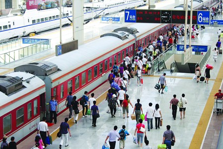 火车票代售点卖学生票禁收手续费 十个大学生竟有九个不知情_新闻中心_新浪网