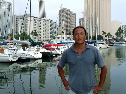 2009感动中国候选人翟墨:单人无动力帆船环球