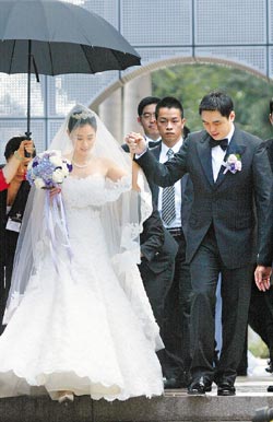 台塑集团创办人王永庆长孙举行豪华婚礼(图)