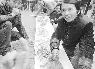 硚口城管免费发放计生用品