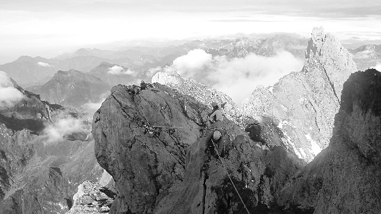 中国登山者讲述被困印尼72小时惊魂之旅(组图