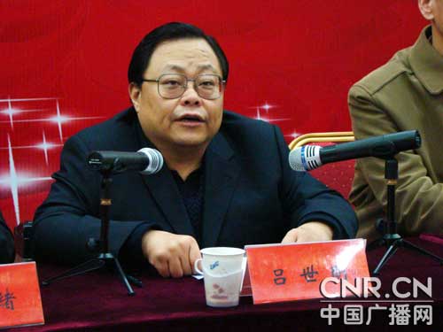 我国盲人通过网络进行远程教育获取学历变为现