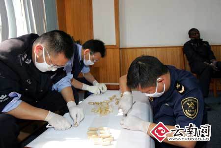 昆明机场海关查获今年首起人体藏毒案