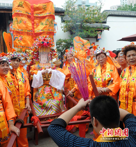 图:两岸信众福州共祭临水夫人陈靖姑