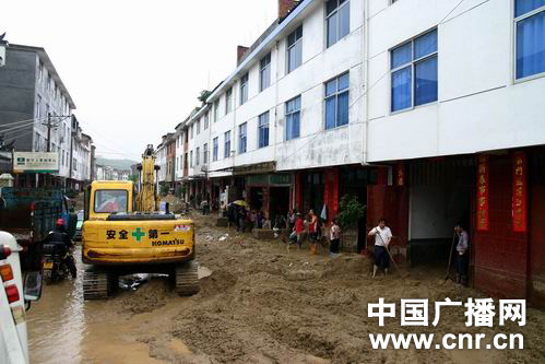 福建泰宁县上青乡山洪过后满目疮痍