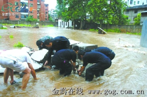 贵州18个县市遭遇暴雨洪涝灾害损失逾7亿元