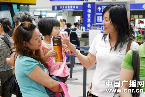 云南旅游升温昆明机场出行旅客大增