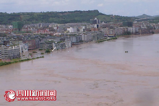 四川广安水位超警戒9米城北绝大部分区域被淹