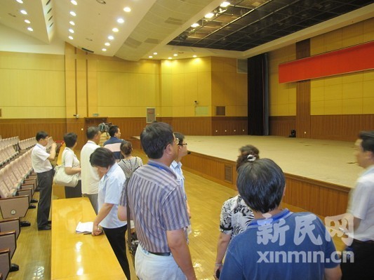 上海市二中院首次为150市民"敞开大门"