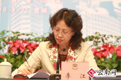 促民生构建和谐云南云南省政协第三届民生论坛在昆举行