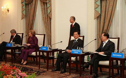 胡锦涛出席第五届APEC人力资源开发部长级会议