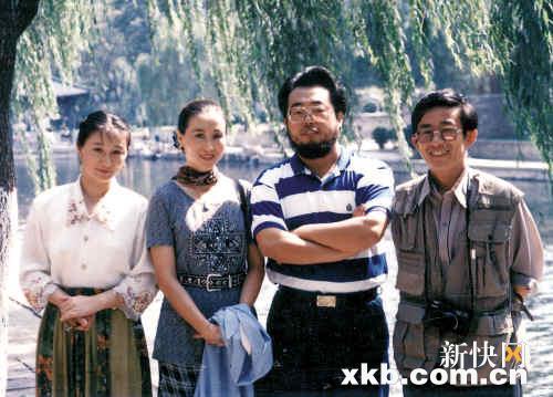 ����ɫ��ɽľ�����������ɰܽԡ����롱