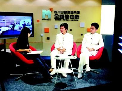 大学念的是电视主持 毕业却当上了殡葬师