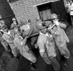 ��������19���󹤻��