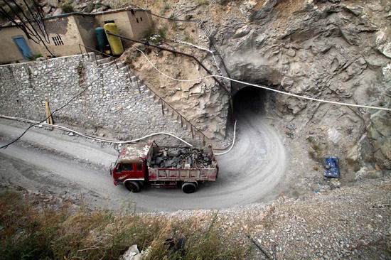 新疆阿勒泰最长引水隧洞阿苇灌区引水隧洞全线