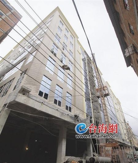 ��������߸ߵİ칫¥��Ӱ���˷ɻ�������