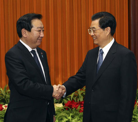 企业退休人员明年涨养老金 24省调最低工资