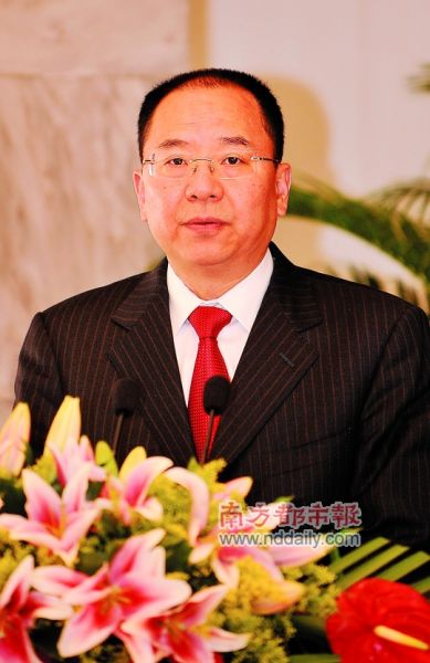 何宁卡当选珠海市长