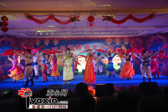 �½���Ȫ�ؾٰ�����2012ӭ�´���������