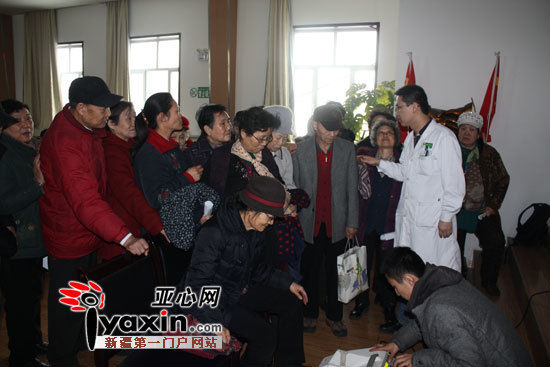 新疆职业病医院开展大型骨质疏松专题讲座