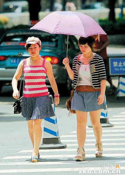 广州昨天最热35.5℃ 今明降温有雷阵雨或大雨