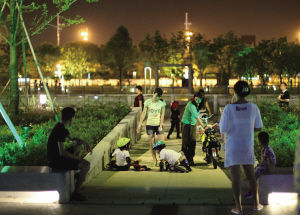 市民广场的仲夏夜