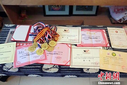 62�ꡰ�����ϴ��ˡ�����˫�ڹ����ժȫ����