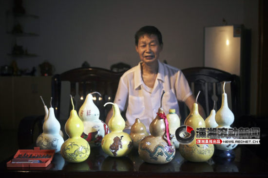 长沙葫芦爹爹有一手 凤凰飞到葫芦上