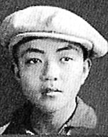 少年时期的黄裳。 少年时期的黄裳。