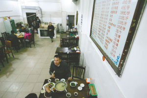 ����۸���������һ��ֻ����һ�