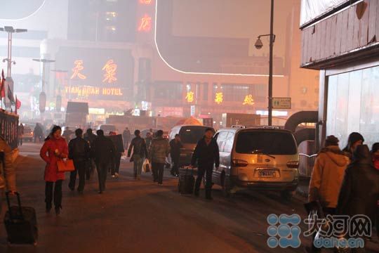 郑州市宣传部副部长微博投诉:东站出租车管理