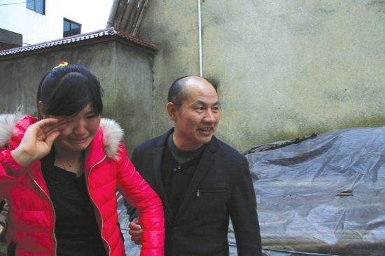 3月27日，安徽省黄山市歙县，张高平与女儿见面。图/CFP