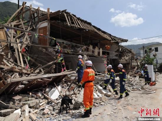 南京地震几级图片