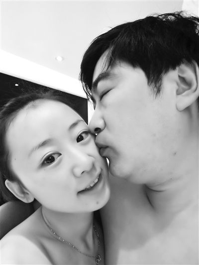 网曝范悦包养女主播 网络图 网曝范悦包养女主播 网络图
