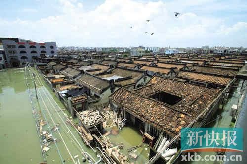 汕头市潮阳区,潮南区普降暴雨,造成多个镇村水浸,不少农田损毁,房屋