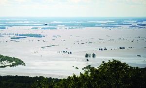 28�գ����ǰ���¸�Զˮλ���ǣ���ˮ�ƽ��سǡ��»��緢