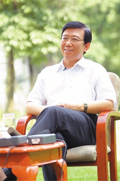 ���  �����Ĵ�ʡίԭ�����  �����������ڣ�2012��12��6�յ��죬�м�ί�йظ�����֤ʵ���Ĵ�ʡίԭ����������������Υ�ͣ���������֯���顣