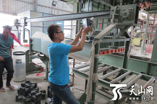 新疆巴楚县质监局完成棉花收购衡器强制检定工