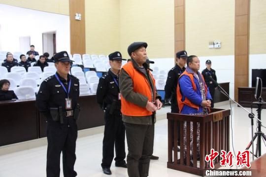 江苏新沂雇凶杀害举报人案宣判 两被告获死刑