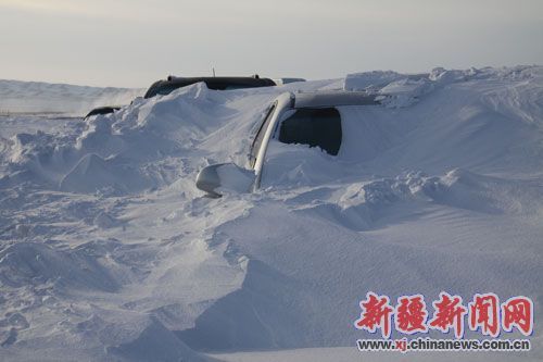 抢险人员讲述新疆玛依塔斯抗击暴风雪19小时