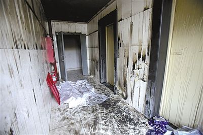 北京1处群租房爆炸2人被烧死男子全身着火跑