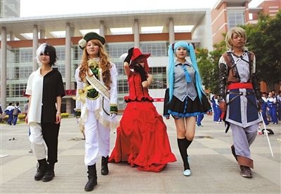 酷炫动漫秀_新浪新闻