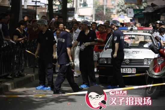 上海15岁男生上学途中被杀 其父被捅伤(图)