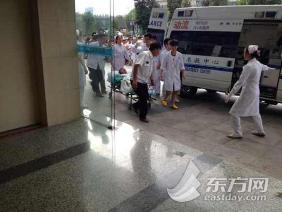 长海医院又连续接收4名昆山爆炸事故伤者 共收